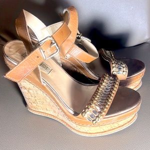 Stunning Jeannot wedges, Sz 38 /8US